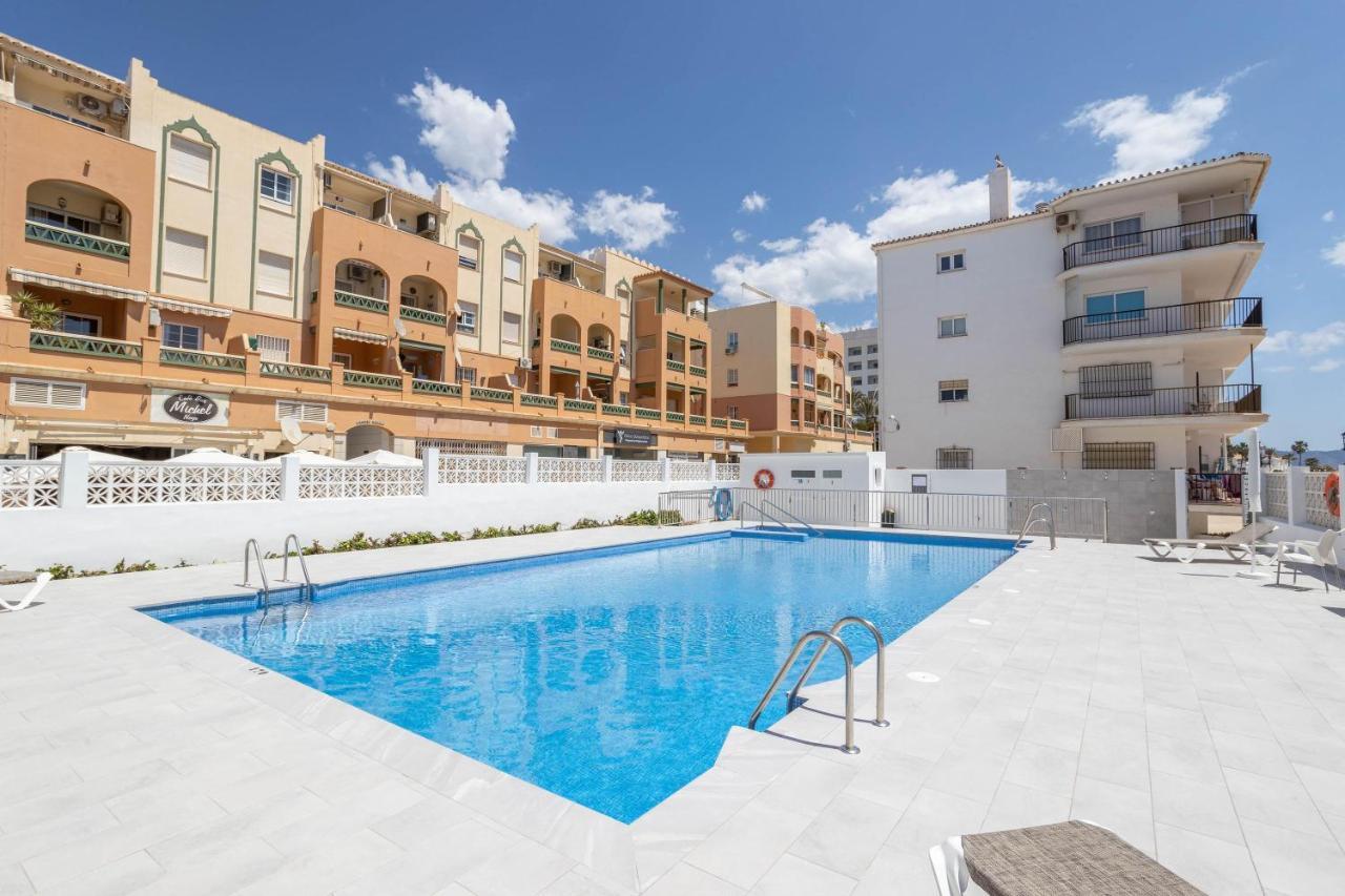 Apartment Arce Frontline Seaview نيرخا المظهر الخارجي الصورة