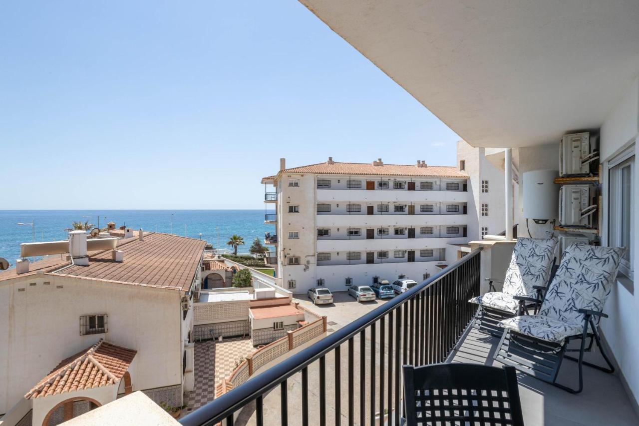 Apartment Arce Frontline Seaview نيرخا المظهر الخارجي الصورة